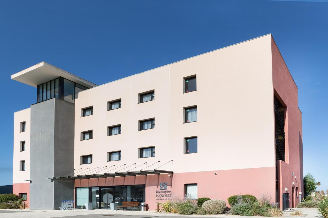 Holiday Inn Express - Marseille Airport, An Ihg Hotel Vitrolles  Exterior photo