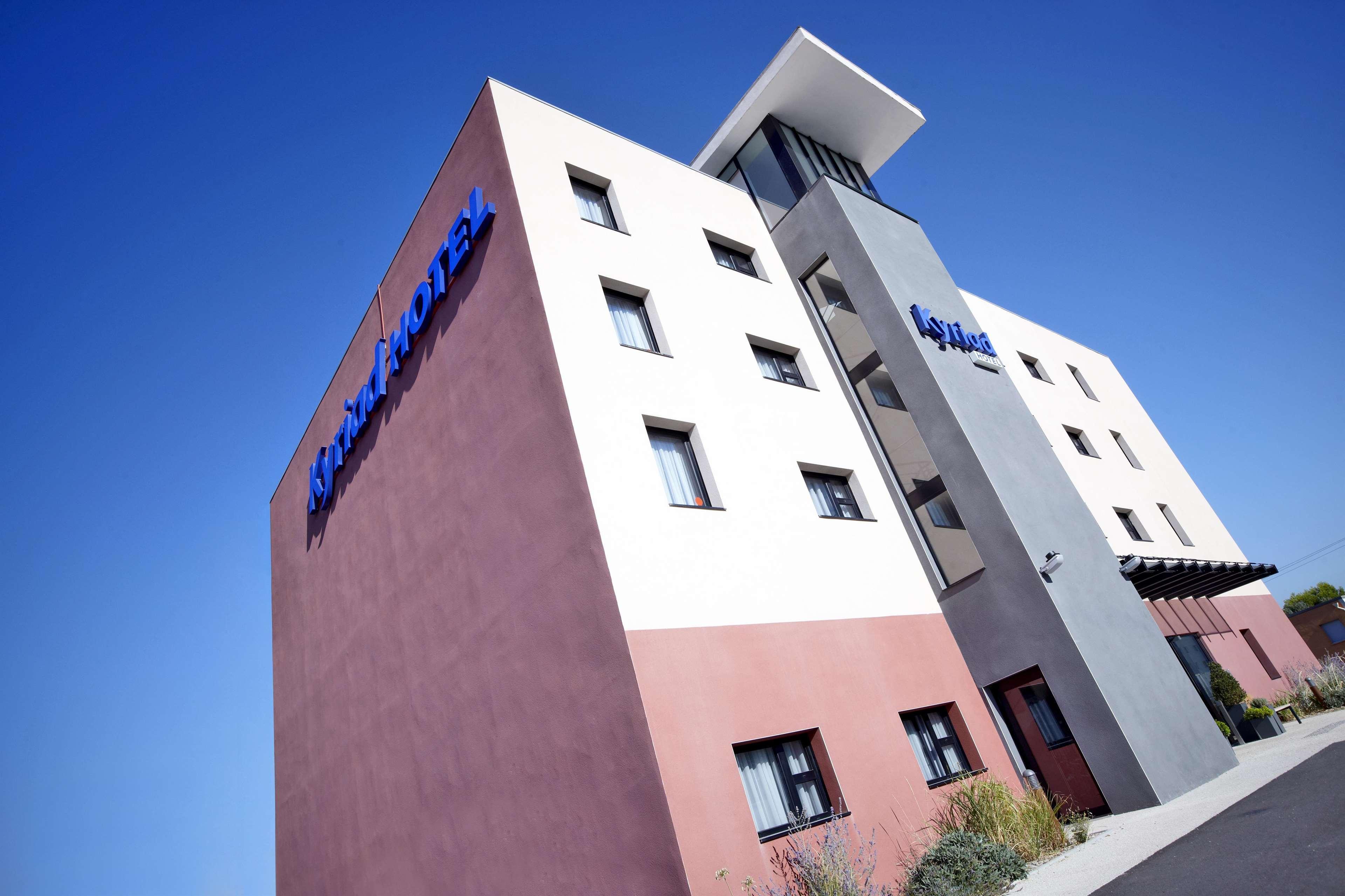 Holiday Inn Express - Marseille Airport, An Ihg Hotel Vitrolles  Exterior photo